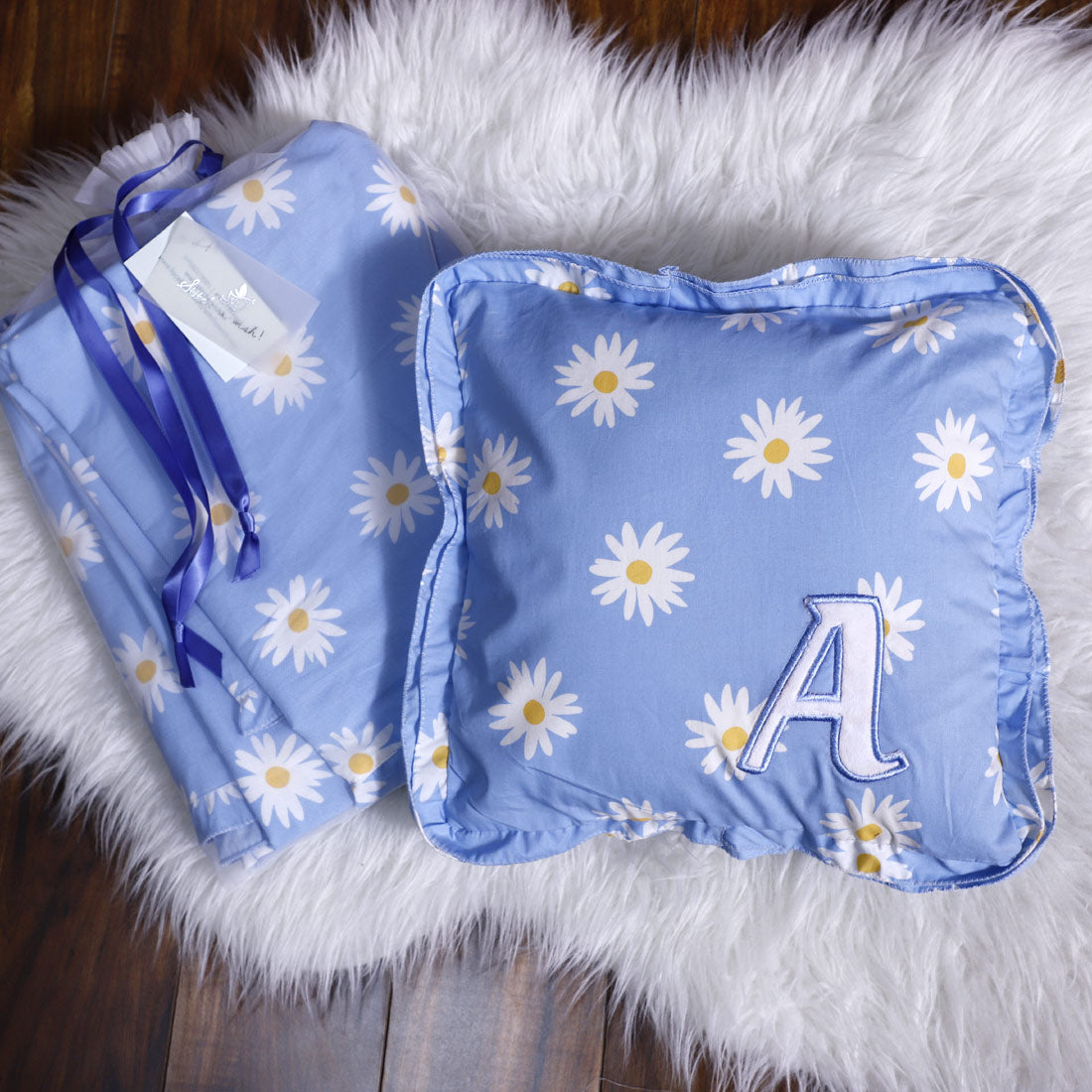 Daisy Dreams Dohar Cushion set