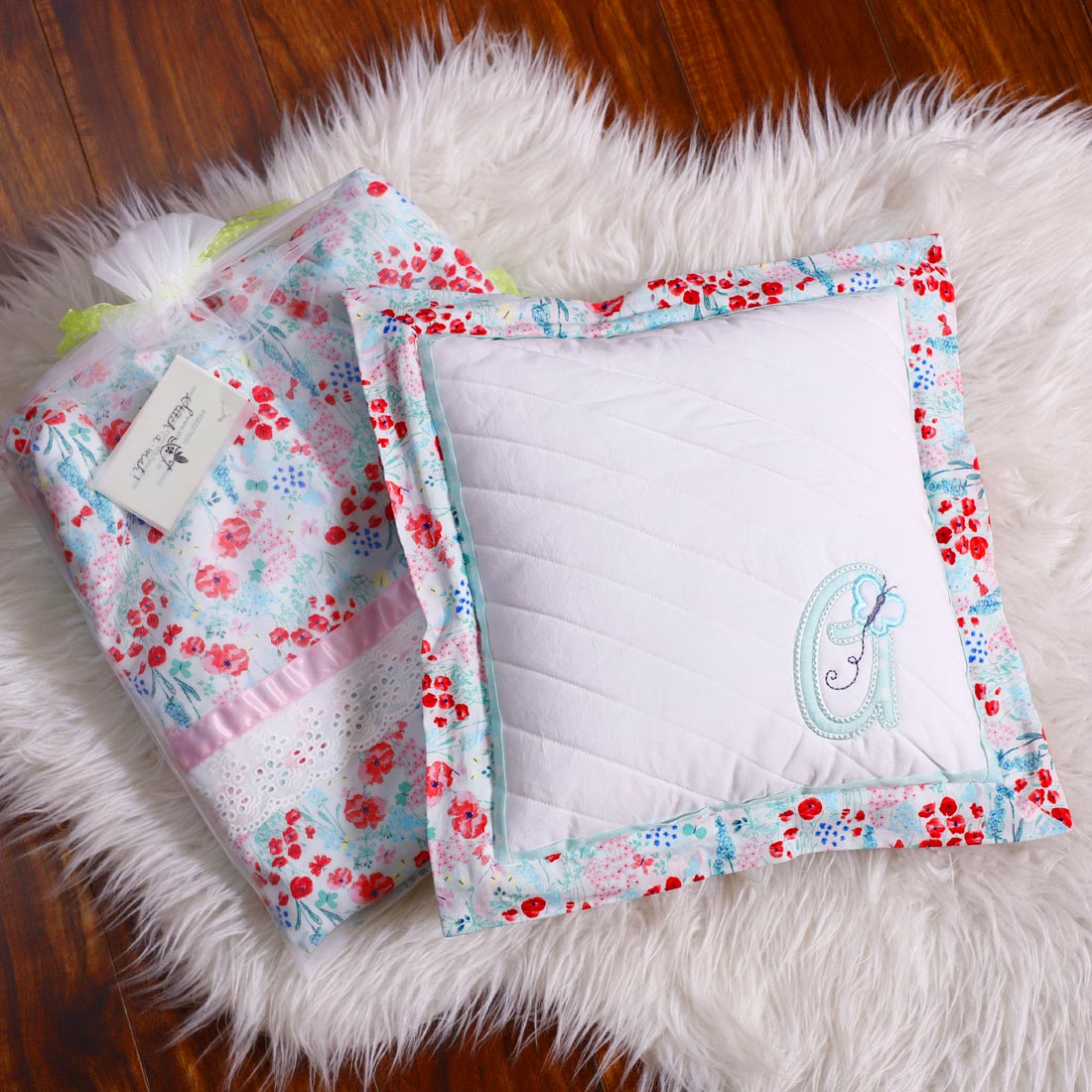 Spring Flowers Dohar Cushion Set